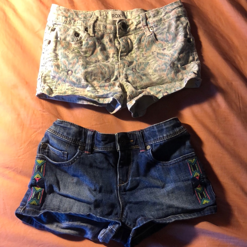 Girls roxy short size 10